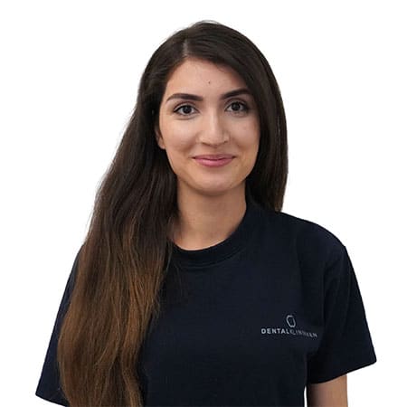 Tooba - klinikassistentelev hos Dentalklinikken på Amager