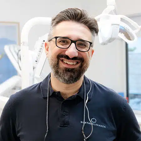 Seyfi - tandlæge og klinikchef. Dentalklinikken Ballerup