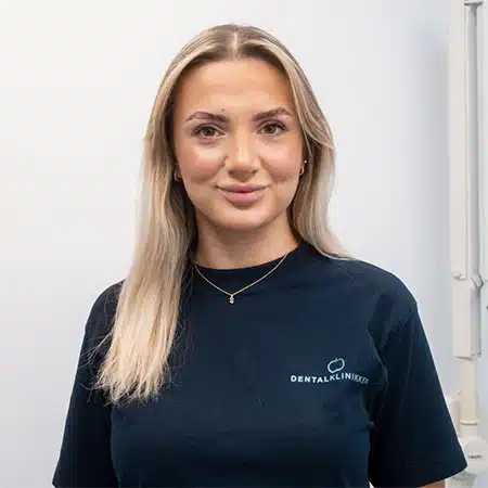 Julide – Klinikassistent i Hillerød