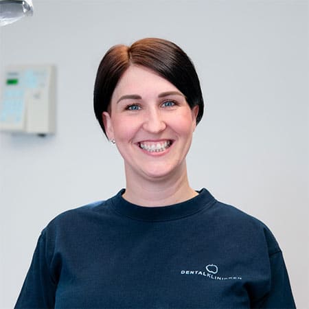 Nanna – Klinikassistent og receptionist i Husum