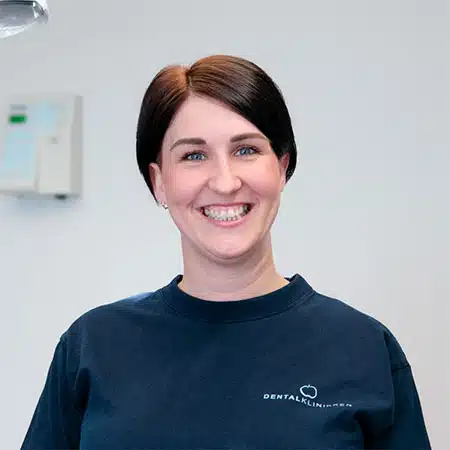 Nanna – Klinikassistent og receptionist i Husum