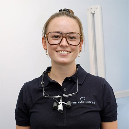Rina – tandlæge i Hillerød