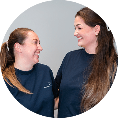 Patient får tandblegning hos tandlæge i Husum